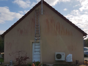 couvreur Façade sale à nettoyer