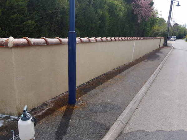 mur propre nettoyé par couvreur